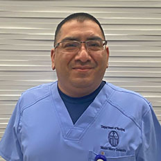 马可·德尔加多，22岁