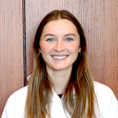 卡莉·戈达德，25岁