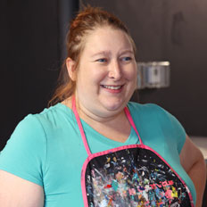 阿曼达·哈佩尔，14届