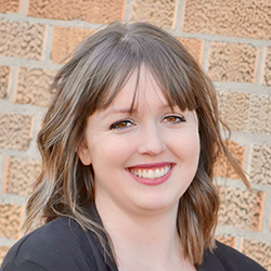 瑞秋·哈里斯，21届，23届MBA