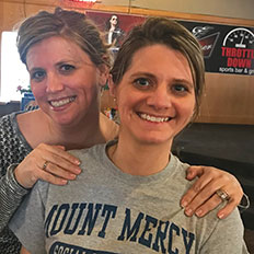 鲍比·乔·萨姆18届和希瑟·米纳特18届，19届MBA